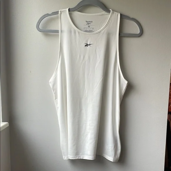 NWOT Reebok Racerback Tank Top Athletic Workout Shirt Size M - Picture 4 of 7